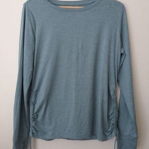 Teal Athletic Avia long sleeve Size small